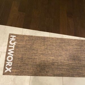 Hotworx yoga mat